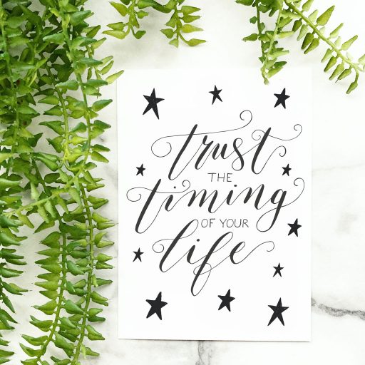 TRUST-THE-TIMING-OF-YOUR-LIFE-POSTCARD-WITH-STARS