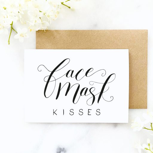 FACEMASK KISSES